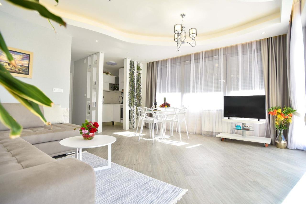 Verbalj Apartment With Swimming Pool Kotor Exterior photo